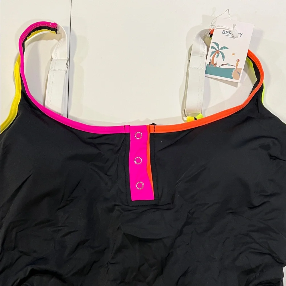 B2Prity - L, black a neon trimmed‎ suit, 1 piece